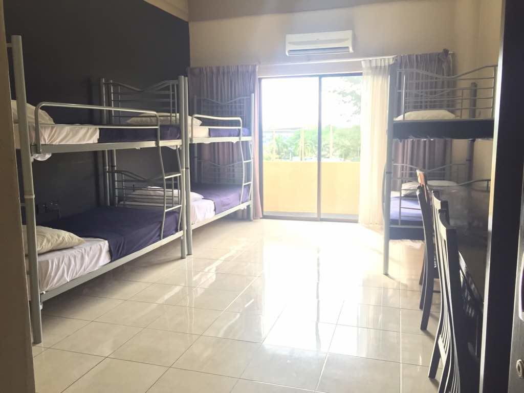 City Times Hotel Куантан Екстериор снимка